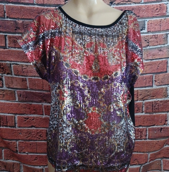 PRICEC DROP!! Bongo sequin top - Picture 1 of 6